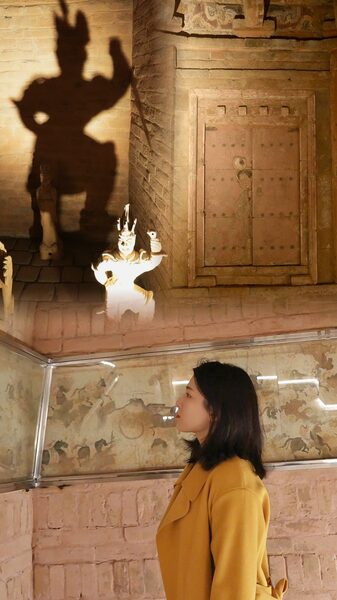 Discover_Hidden_Treasures_at_Luoyang_s_Ancient_Tombs_Museum____poster - News for amigos, by amigos Discover_Hidden_Treasures_at_Luoyang_s_Ancient_Tombs_Museum___ video poster