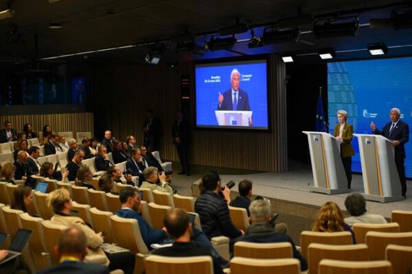 EU Leaders Debate Defense Spending Amid Divisions EU_Leaders_Debate_Defense_Spending_Amid_Divisions