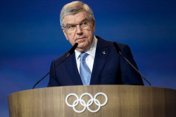 Emotional Bach Named Honorary IOC President for Life Emotional_Bach_Named_Honorary_IOC_President_for_Life
