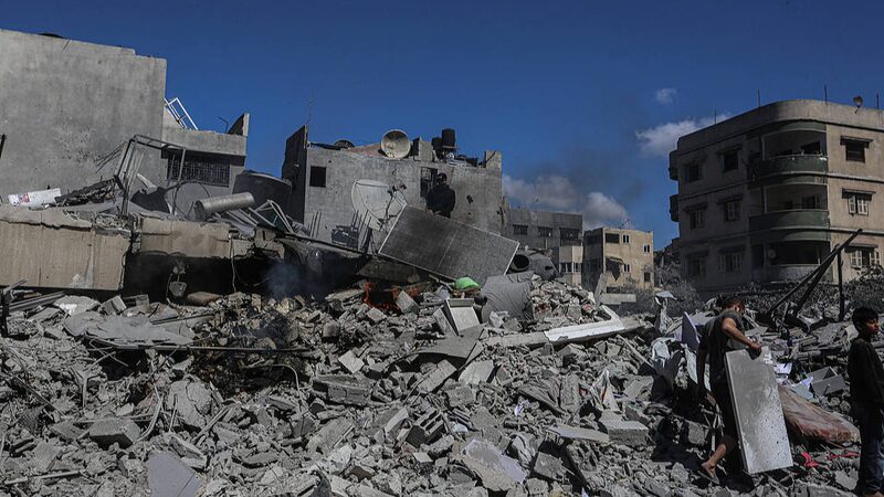 Gaza_Conflict_Deepens_Amid_Heavy_Air_Strikes-1 - News for amigos, by amigos Gaza_Conflict_Deepens_Amid_Heavy_Air_Strikes