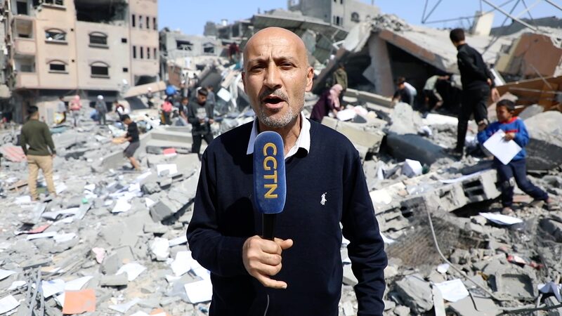 Gaza_Crisis__Air_Strikes_Hinder_Relief_Efforts - News for amigos, by amigos Gaza_Crisis__Air_Strikes_Hinder_Relief_Efforts