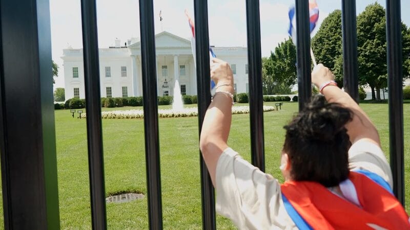 Judge_Orders_Migrant_Hearings__Halting_Trump_s_Deportation_Plans video poster