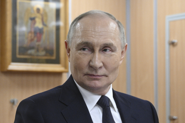 Putin: Russian Troops Could ‘Finish Off’ Ukraine Forces Putin__Russian_Troops_Could__Finish_Off__Ukraine_Forces