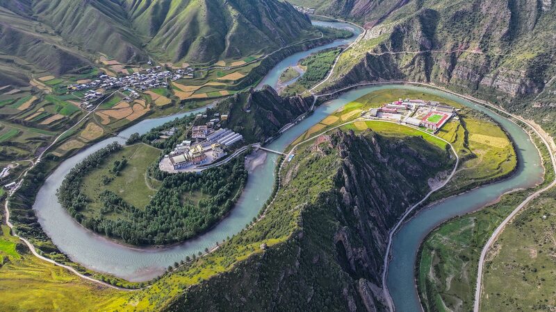 Sanjiangyuan National Park Thrives with Ecological Harmony, CPPCC Member Reports 🌿 Sanjiangyuan_National_Park_Thrives_with_Ecological_Harmony__CPPCC_Member_Reports__