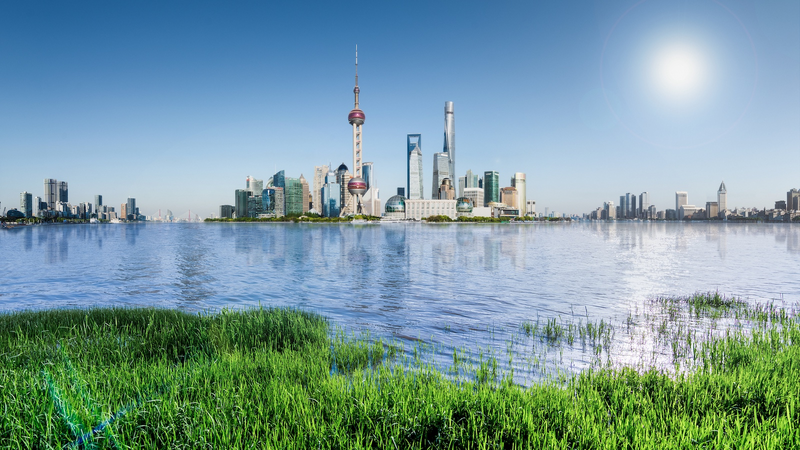 Shanghai_Tackles__Walking_Smoke__at_Top_Tourist_Spots - News for amigos, by amigos Shanghai_Tackles__Walking_Smoke__at_Top_Tourist_Spots