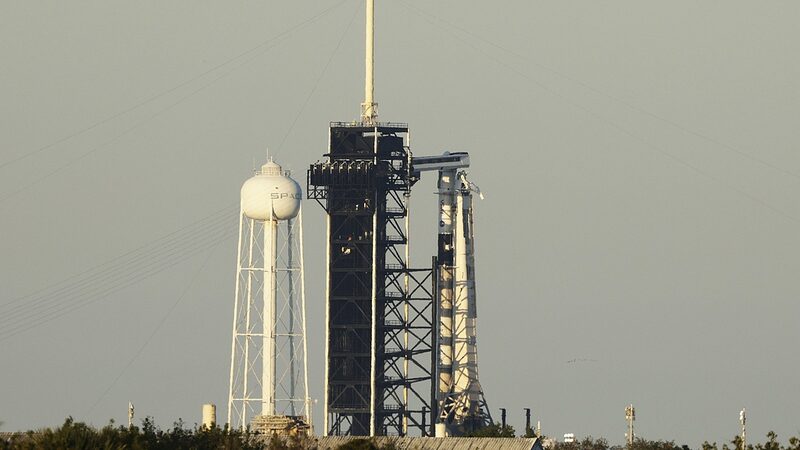 SpaceX_Delays_ISS_Flight_Over_Launch_Pad_Glitch - News for amigos, by amigos SpaceX_Delays_ISS_Flight_Over_Launch_Pad_Glitch