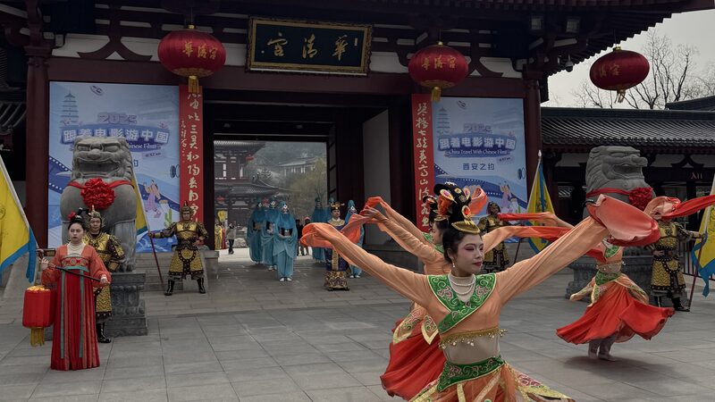 Step_into_Tang_Dynasty_Magic_at_Huaqing_Palace_poster - News for amigos, by amigos Step_into_Tang_Dynasty_Magic_at_Huaqing_Palace video poster