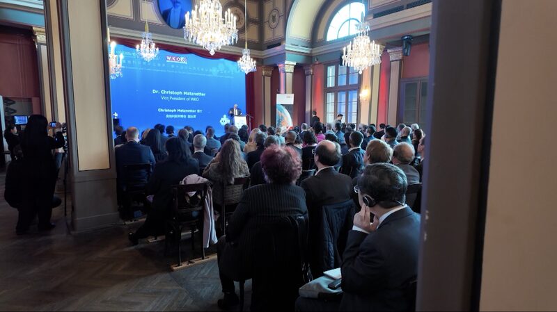 Vienna_Forum_Boosts_Chinese_Austrian_Trade_Ties_poster - News for amigos, by amigos Vienna_Forum_Boosts_Chinese_Austrian_Trade_Ties video poster