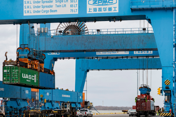 White_House_Tariff_Gamble___1_5M_Fees_on_Chinese_Ships_