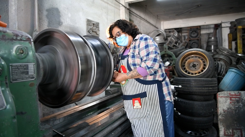 AI_Sparks_a_Credit_Revolution_for_Mexico_s_Small_Businesses_poster - News for amigos, by amigos AI_Sparks_a_Credit_Revolution_for_Mexico_s_Small_Businesses video poster