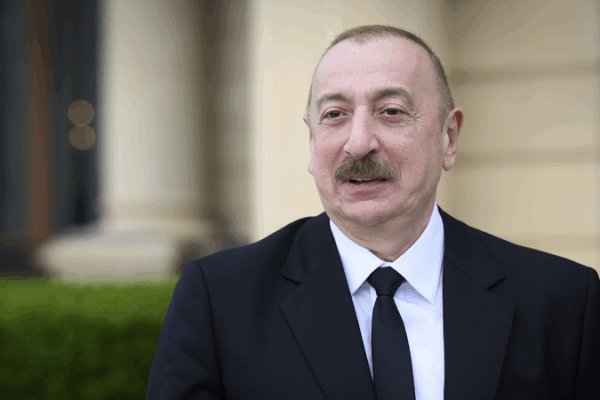 Aliyev_Heads_to_the_Chinese_Mainland__April_Visit