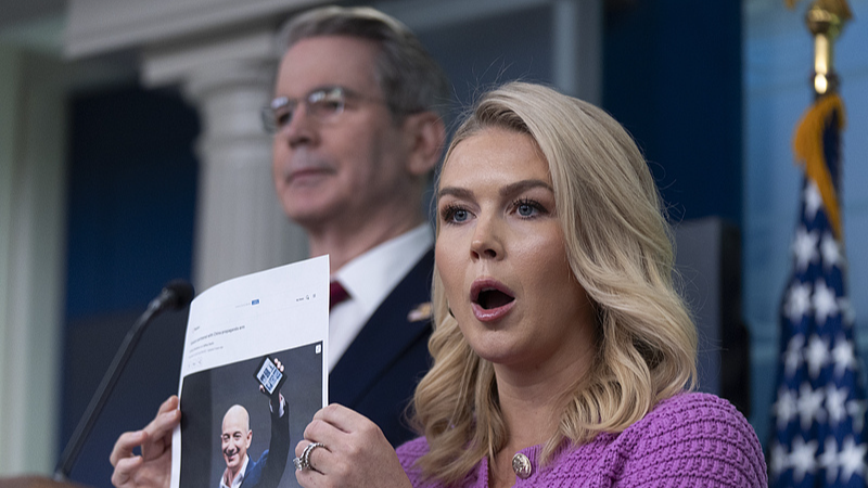 Amazon_Backtracks_on_Tariff_Pricing_Plan_Amid_Controversy - News for amigos, by amigos Amazon_Backtracks_on_Tariff_Pricing_Plan_Amid_Controversy