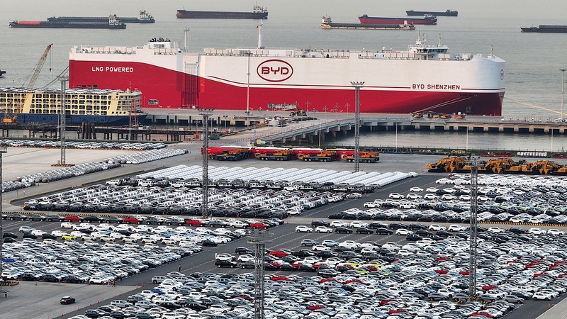 BYD_Shenzhen__World_s_Largest_NEV_Carrier_Sets_Sail_