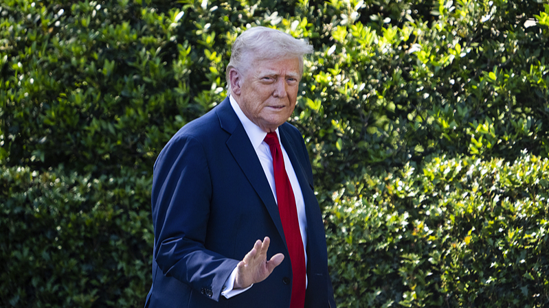 CNN_Poll__59__Blame_Trump_s_Policies_for_Economic_Woes - News for amigos, by amigos CNN_Poll__59__Blame_Trump_s_Policies_for_Economic_Woes