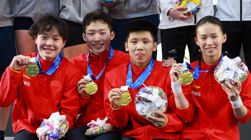 China_Mixed_Team_Dives_to_Gold_in_Guadalajara - News for amigos, by amigos China_Mixed_Team_Dives_to_Gold_in_Guadalajara