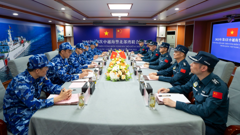 China__Vietnam_Coast_Guards_Complete_Joint_Patrol_in_Beibu_Gulf - News for amigos, by amigos China__Vietnam_Coast_Guards_Complete_Joint_Patrol_in_Beibu_Gulf