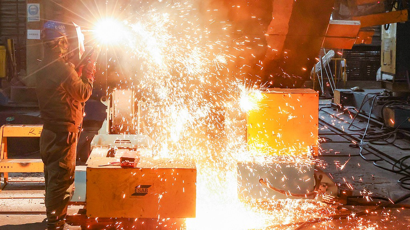 Chinese_Mainland_Economy_Surges_5_4___Investment_Set_to_Boom video poster