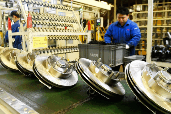 Chinese Mainland Manufacturing PMI Falls to 49.0 Amid Cautious Optimism Chinese_Mainland_Manufacturing_PMI_Falls_to_49_0_Amid_Cautious_Optimism