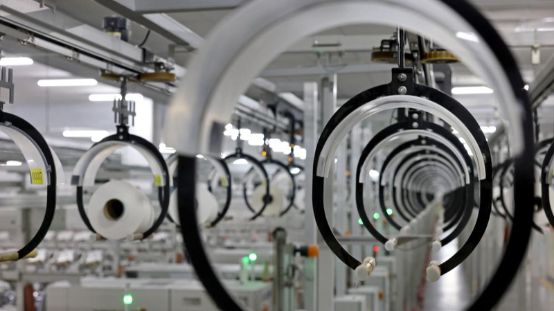 Chinese_Mainland_Q1_Surge__5_4__Growth_Powers_2025 - News for amigos, by amigos Chinese_Mainland_Q1_Surge__5_4__Growth_Powers_2025