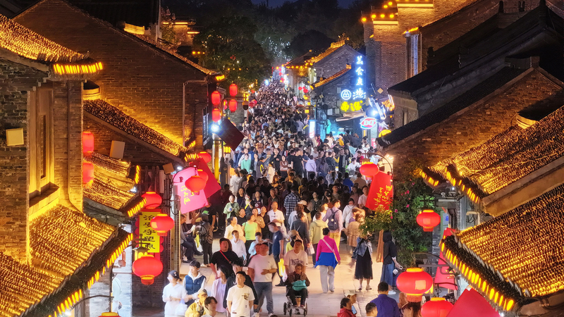 Chinese_Mainland_s_Q1_Surge__5_4__GDP___Robust_Demand_ - News for amigos, by amigos Chinese_Mainland_s_Q1_Surge__5_4__GDP___Robust_Demand_