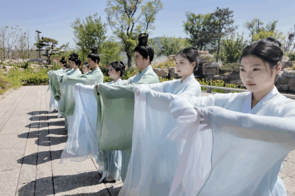 Ditch Wi-Fi? Dive into Confucius’ Timeless World in Qufu Ditch_Wi_Fi__Dive_into_Confucius__Timeless_World_in_Qufu video poster