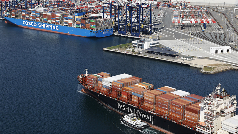 Experts_Warn__Trump_Tariffs_Shake_Global_Economy - News for amigos, by amigos Experts_Warn__Trump_Tariffs_Shake_Global_Economy