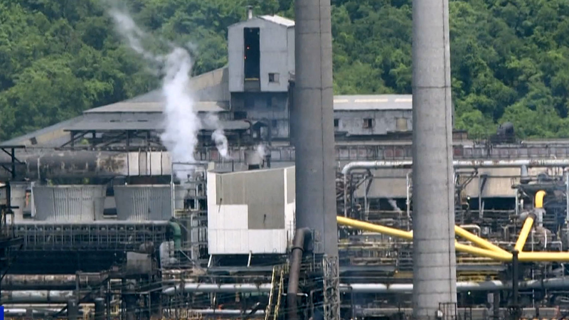 Global_Markets_Brace_for_New_Tariffs_on_April_2_poster - News for amigos, by amigos Global_Markets_Brace_for_New_Tariffs_on_April_2 video poster