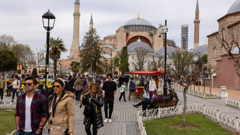 Hagia_Sophia__1_500_Year_Legacy_Gets_a_Modern_Boost - News for amigos, by amigos Hagia_Sophia__1_500_Year_Legacy_Gets_a_Modern_Boost