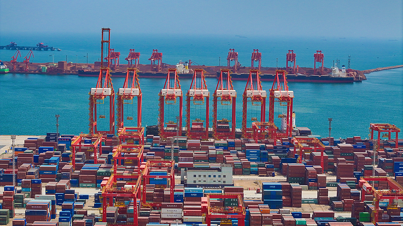 Investor_Confidence_Soars_in_Chinese_Mainland_Amid_Tariff_Shocks - News for amigos, by amigos Investor_Confidence_Soars_in_Chinese_Mainland_Amid_Tariff_Shocks