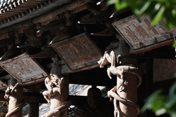 Jinci Temple: A 3000-Year Cultural Odyssey Jinci_Temple__A_3000_Year_Cultural_Odyssey