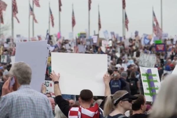 Mass U.S. Protests Against Trump’s Policies Stir a Call for Change Mass_U_S__Protests_Against_Trump_s_Policies_Stir_a_Call_for_Change video poster
