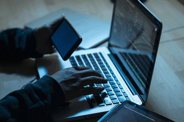 Over 920 Telecom Fraud Suspects Extradited in Cross-Border Crackdown Over_920_Telecom_Fraud_Suspects_Extradited_in_Cross_Border_Crackdown