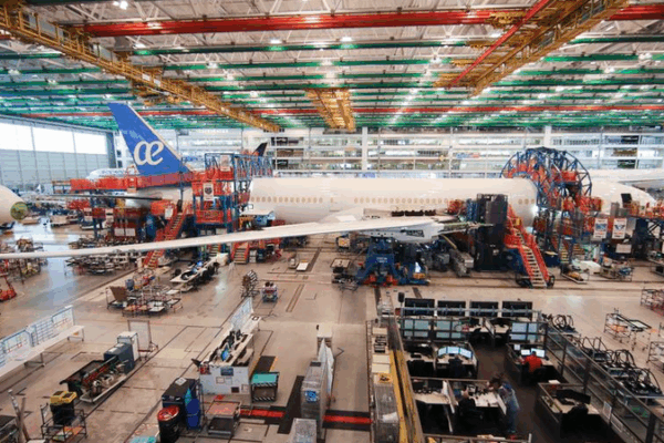 Reviving U.S. Manufacturing: Dream or Reality? Reviving_U_S__Manufacturing__Dream_or_Reality_