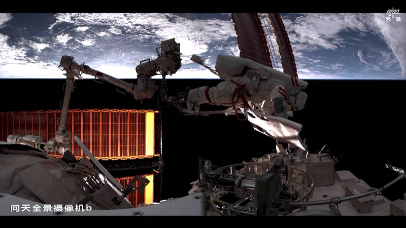 Shenzhou_19_s_175_Day_Orbit__Record_Spacewalk___Milestones - News for amigos, by amigos Shenzhou_19_s_175_Day_Orbit__Record_Spacewalk___Milestones