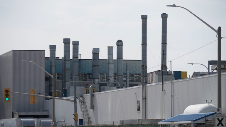 Stellantis_Shuts_Windsor_Plant_as_Tariffs_Shake_Auto_Exports video poster