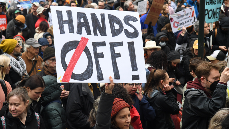 Tariff_Turbulence__Trump_s_Tariffs_Draw_Global_Fire - News for amigos, by amigos Tariff_Turbulence__Trump_s_Tariffs_Draw_Global_Fire