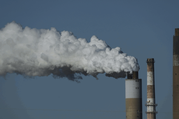 Trump Exempts 70 Coal Plants from Toxic Emissions Rule Trump_Exempts_70_Coal_Plants_from_Toxic_Emissions_Rule