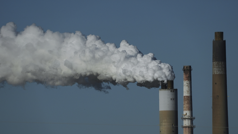 Trump_Exempts_70_Coal_Plants_from_Toxic_Emissions_Rule - News for amigos, by amigos Trump_Exempts_70_Coal_Plants_from_Toxic_Emissions_Rule