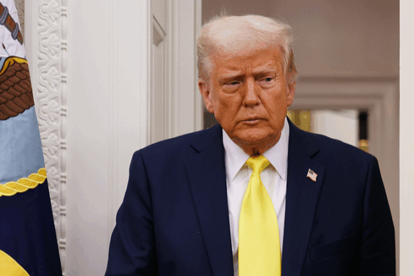 Trump Threatens to End Ukraine Peace Push if No Progress Trump_Threatens_to_End_Ukraine_Peace_Push_if_No_Progress