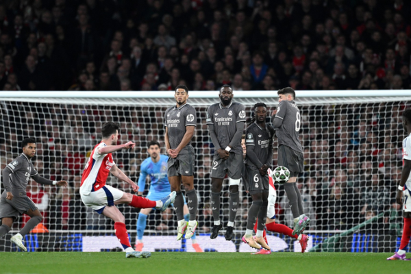 UEFA QF Drama: Epic Daggers and Magic on the Pitch UEFA_QF_Drama__Epic_Daggers_and_Magic_on_the_Pitch video poster