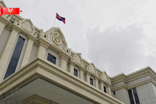 Xi_Jinping_Strengthens_Ties_with_Cambodia_at_Cooperation_Ceremony