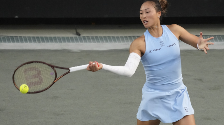 Zheng_Qinwen_Extends_Winning_Streak_with_Sakkari_Win