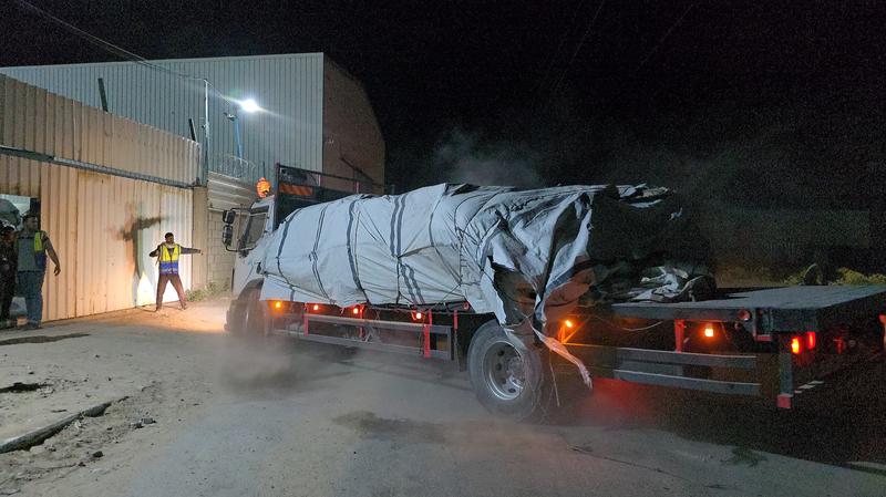 Aid_Trucks_Enter_Gaza_Amid_Distribution_Setbacks