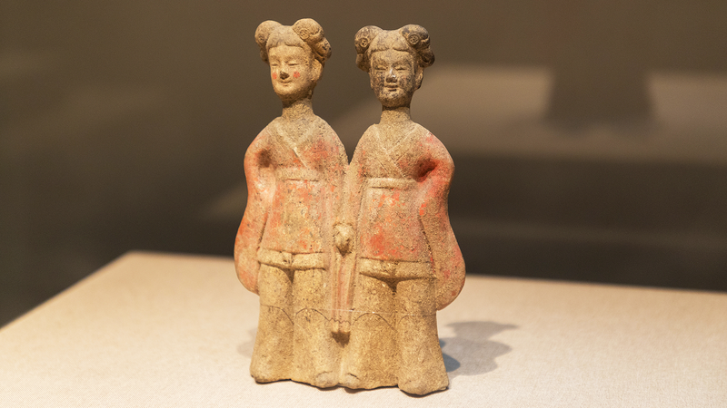 Ancient_Figurine_Ignites_Hanfu_Craze