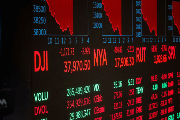 Insiders’ Stock Moves Ahead of Trump’s Tariff Shake-Up Insiders' Stock Moves Ahead of Trump’s Tariff Shake-Up