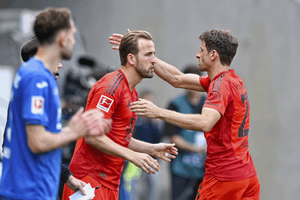 Bayern Wraps Bundesliga with 4-0 Triumph Bayern_Wraps_Bundesliga_with_4_0_Triumph