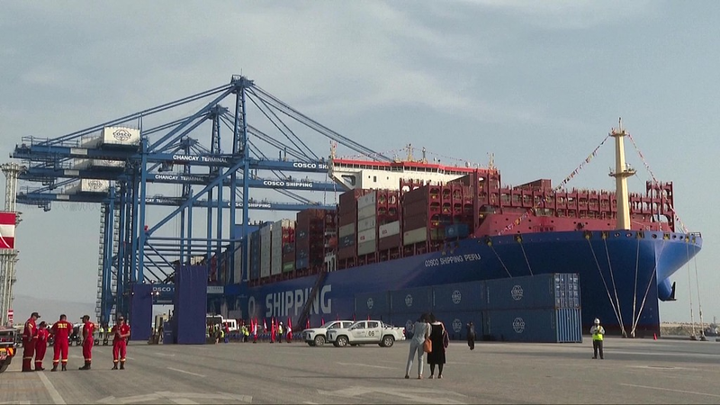 Building Bridges: The Chinese Mainland & Latin America Unite Building_Bridges__The_Chinese_Mainland___Latin_America_Unite