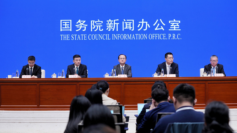 China-CEEC Cooperation Sparks New Economic Growth China_CEEC_Cooperation_Sparks_New_Economic_Growth