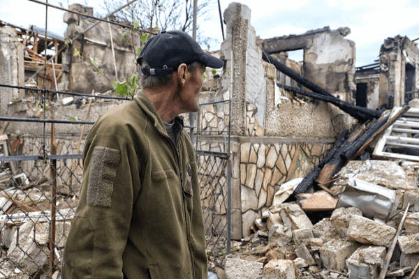 China Urges Russia and Ukraine to Sustain Peace Talks China_Urges_Russia_and_Ukraine_to_Sustain_Peace_Talks