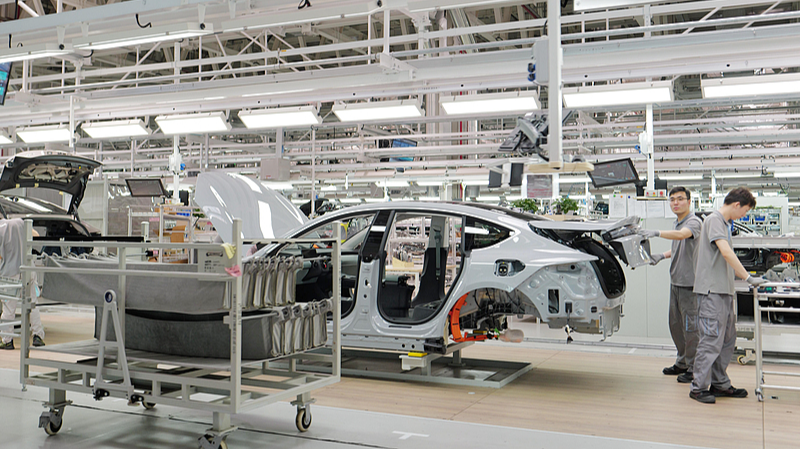 China_s_Landmark_Law_Boosts_Private_Sector_Growth